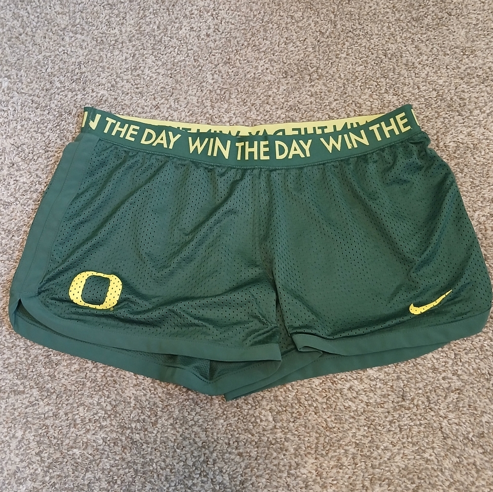 Nike Dri Fit Oregon Ducks "Win The Day" Athletic Running Shorts Women's Size M